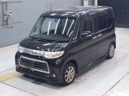 2011 Daihatsu Tanto