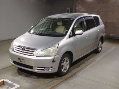 2001 Toyota Ipsum