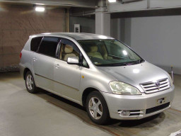 2001 Toyota Ipsum