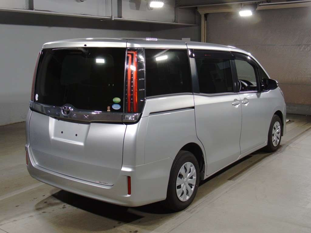 2019 Toyota Noah ZRR80G[1]