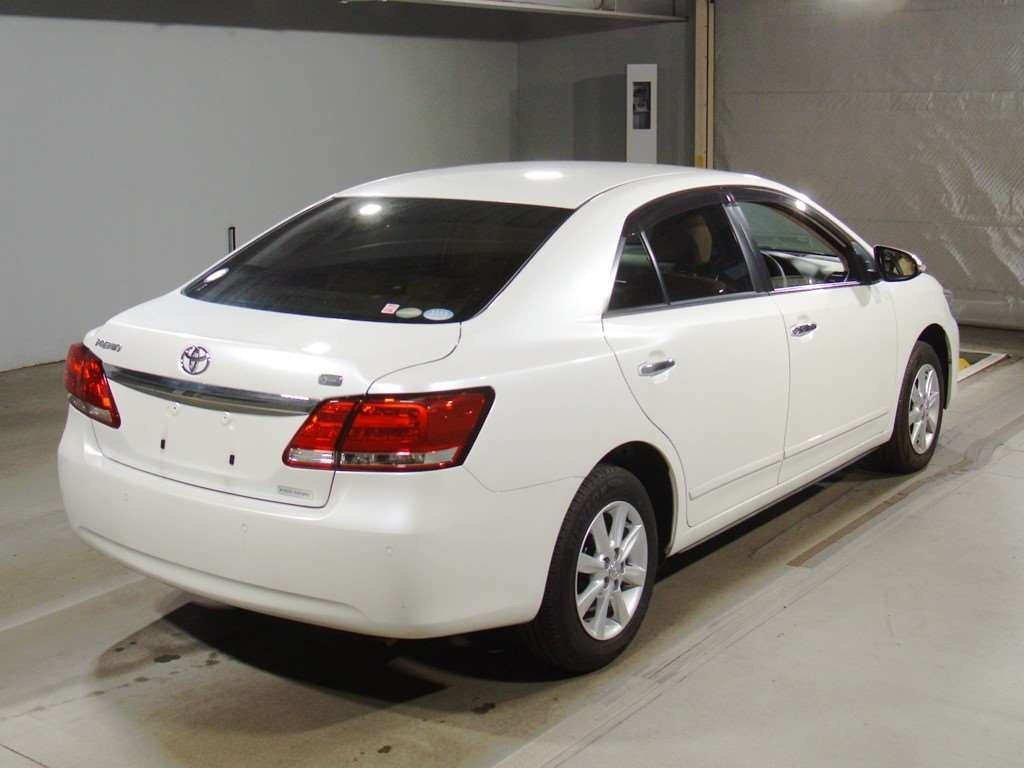 0 Toyota Premio NZT260[1]