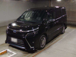 2018 Toyota Voxy