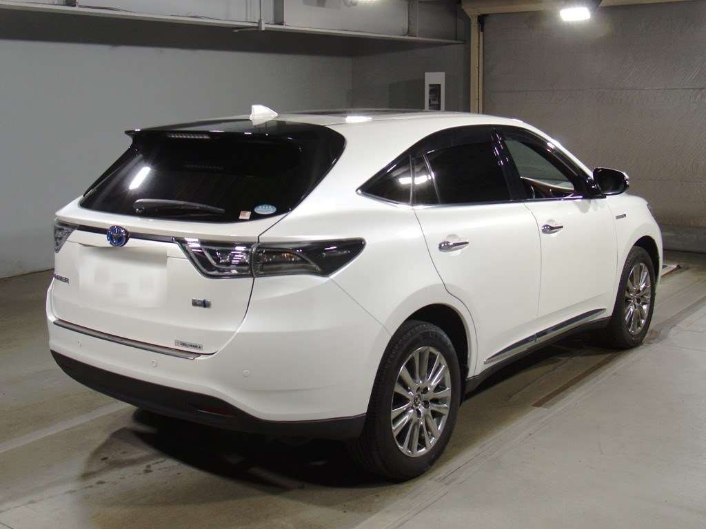 2015 Toyota Harrier Hybrid AVU65W[1]