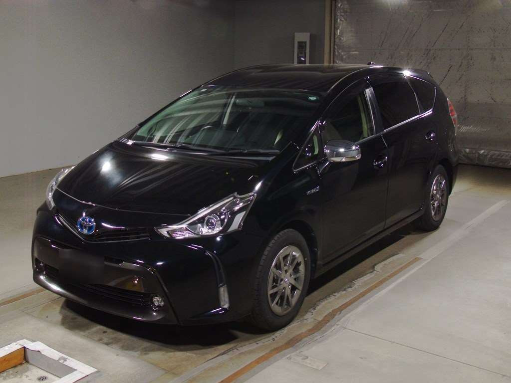 2016 Toyota Prius alpha ZVW41W[0]