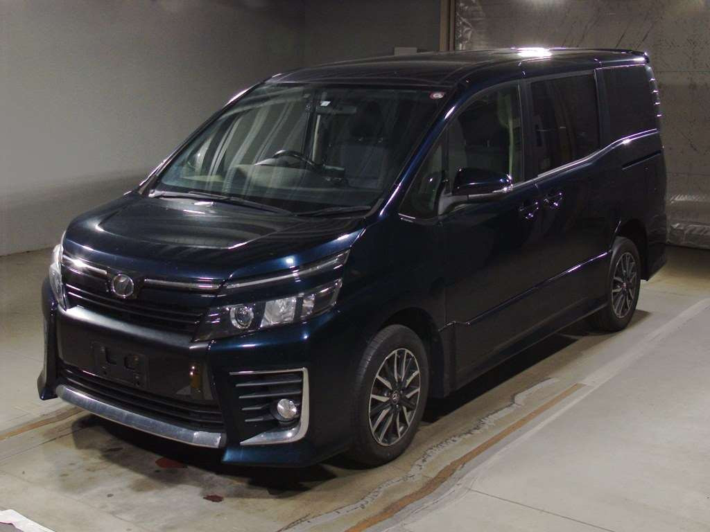 2014 Toyota Voxy ZRR85W[0]