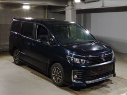 2014 Toyota Voxy