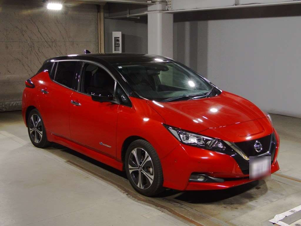 2020 Nissan Leaf ZE1[2]