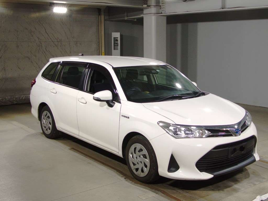 2019 Toyota Corolla Fielder NKE165G[2]