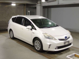 2012 Toyota Prius alpha