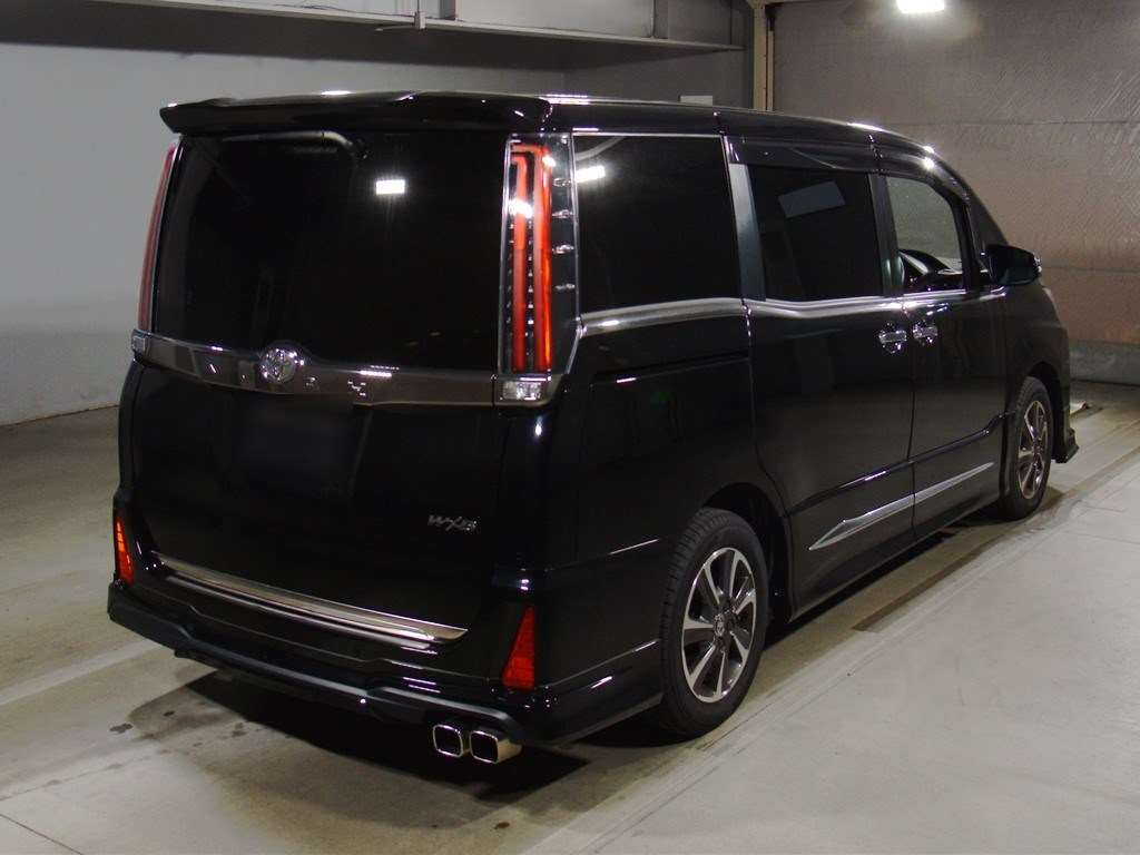 2019 Toyota Noah ZRR80W[1]