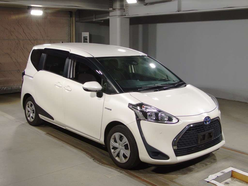 2019 Toyota Sienta NHP170G[2]