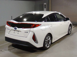 2017 Toyota Prius PHV