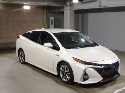 2017 Toyota Prius PHV