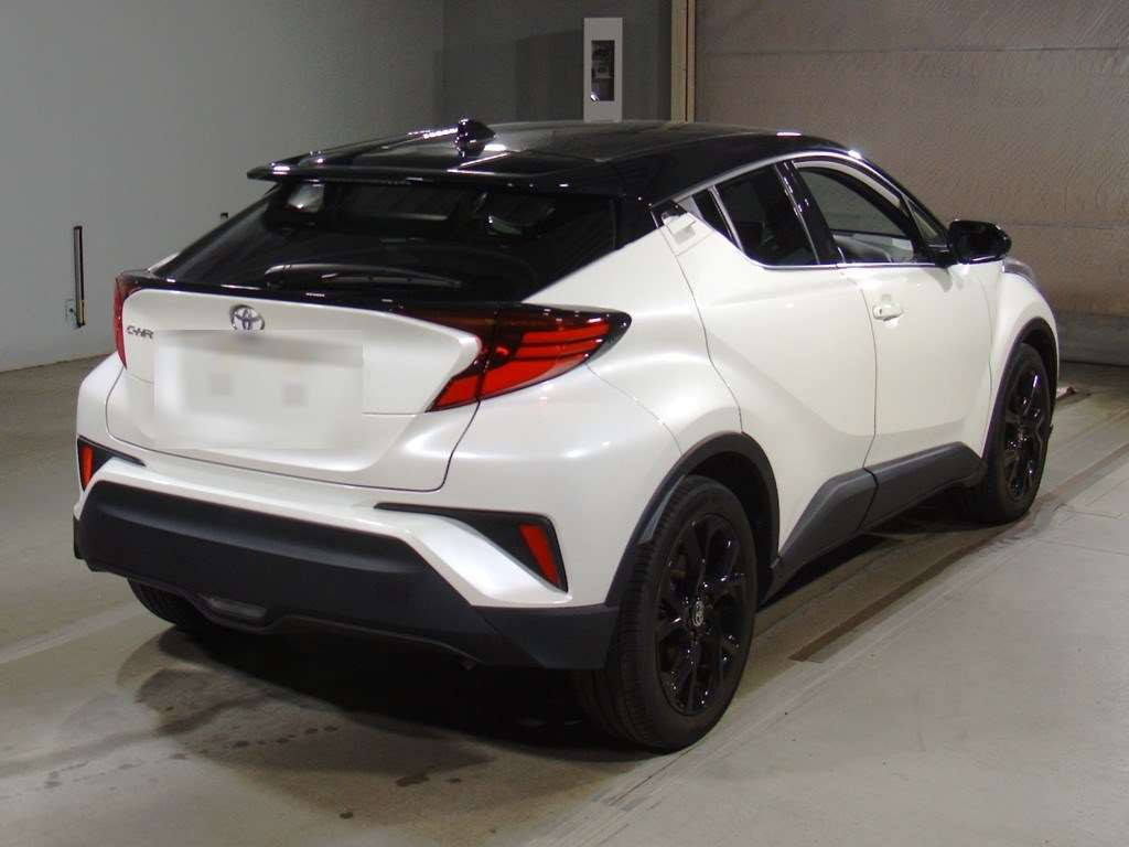 2021 Toyota C-HR NGX10[1]