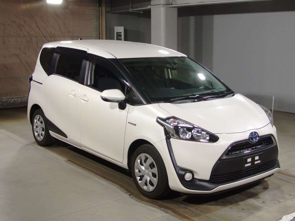 2016 Toyota Sienta NHP170G[2]