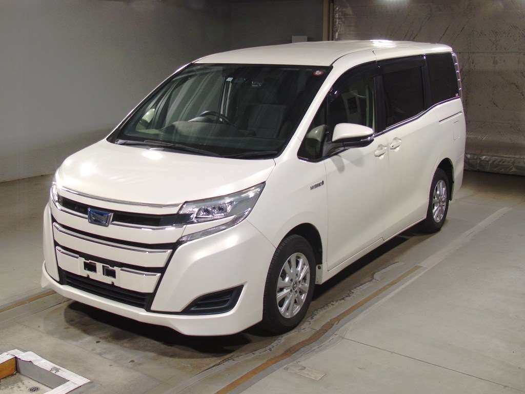 2017 Toyota Noah ZWR80G[0]