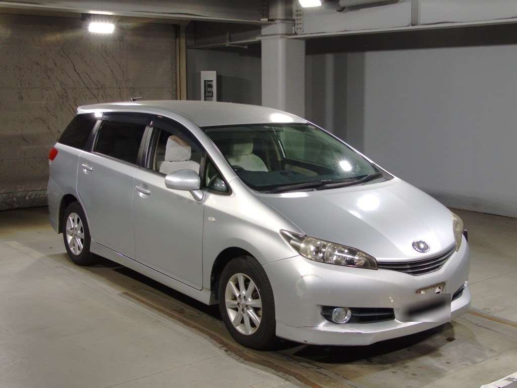 2011 Toyota Wish ZGE21G[2]