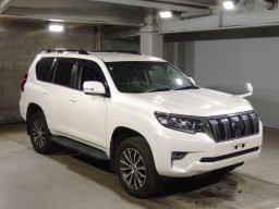 2018 Toyota Land Cruiser Prado