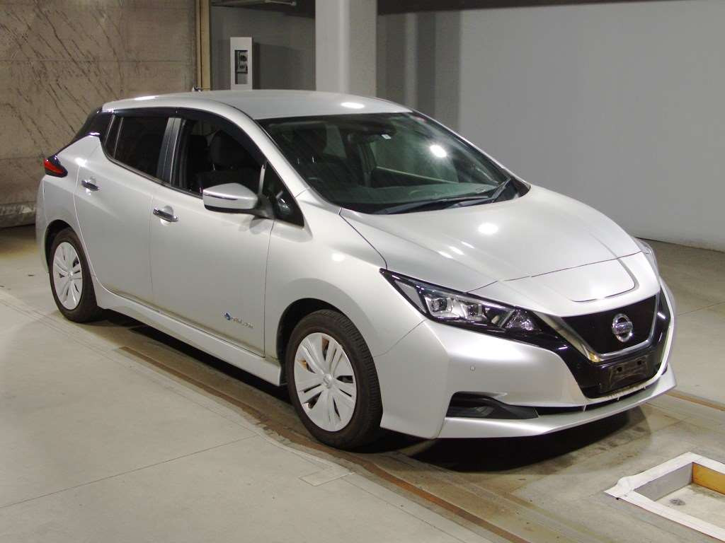 2019 Nissan Leaf ZE1[2]