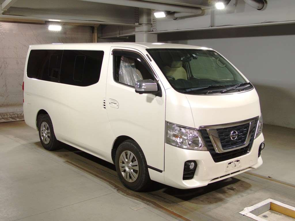 2019 Nissan NV350 CARAVAN VAN KS2E26[2]