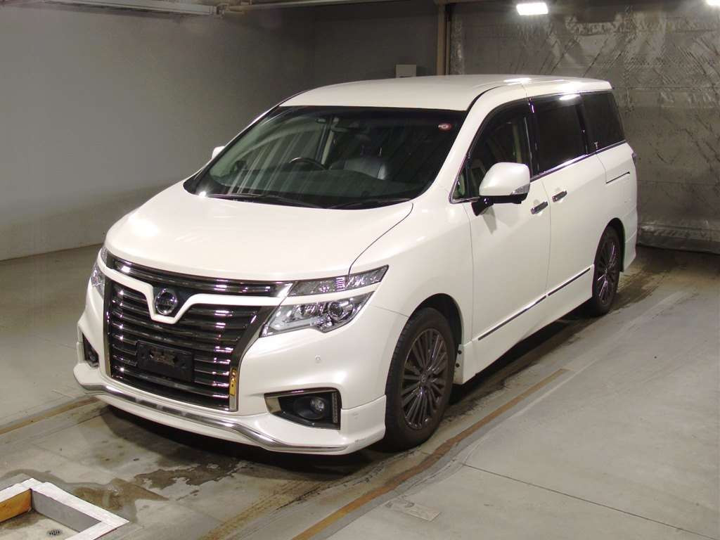 2019 Nissan Elgrand TE52[0]