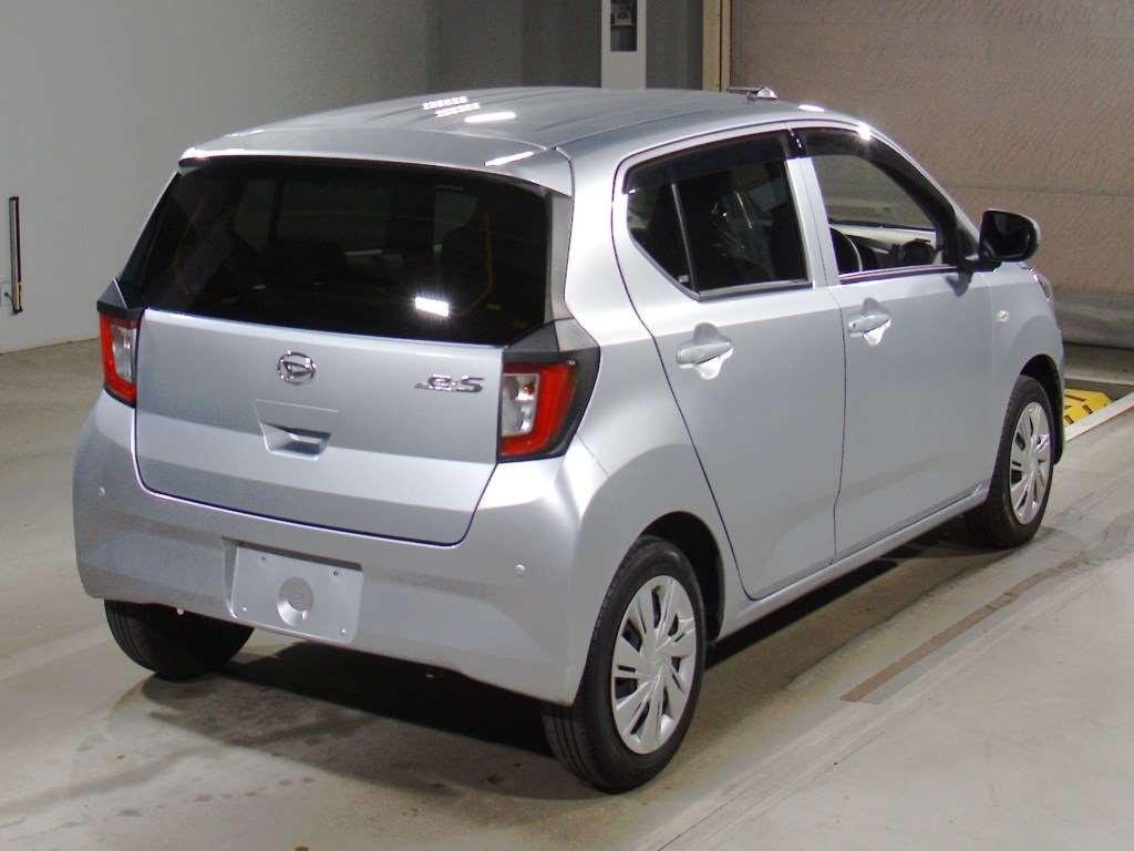 2021 Daihatsu Mira es LA350S[1]