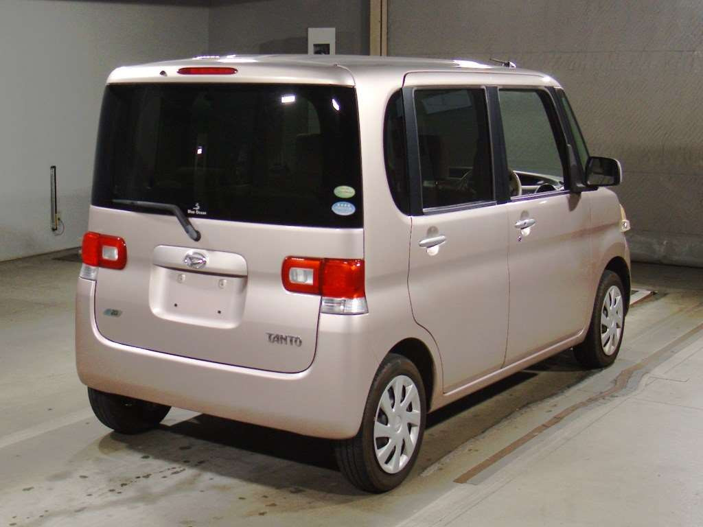 2012 Daihatsu Tanto L375S[1]