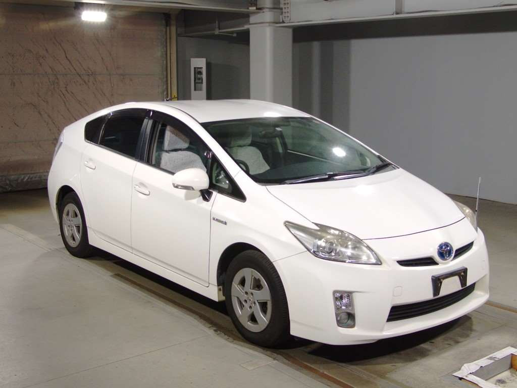 2009 Toyota Prius ZVW30[2]