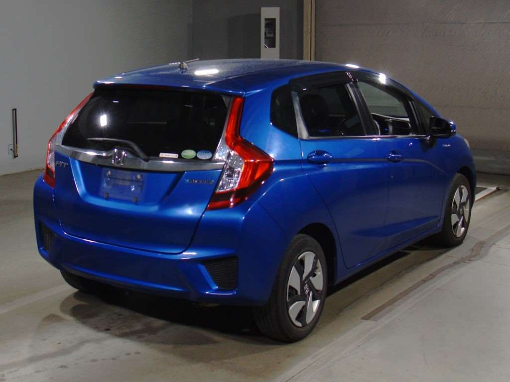 2014 Honda Fit Hybrid GP5[1]