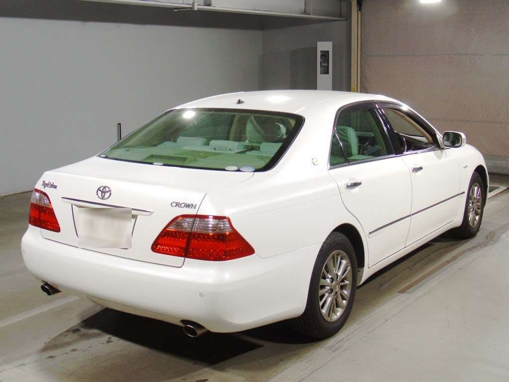 2007 Toyota Crown GRS182[1]