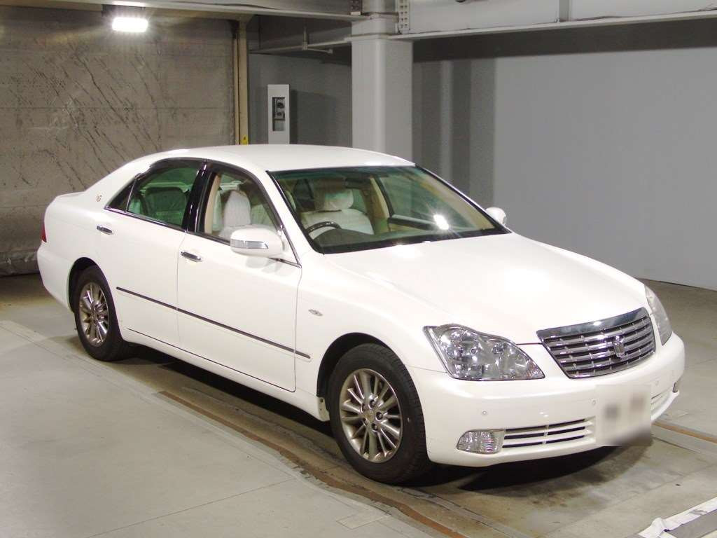 2007 Toyota Crown GRS182[2]