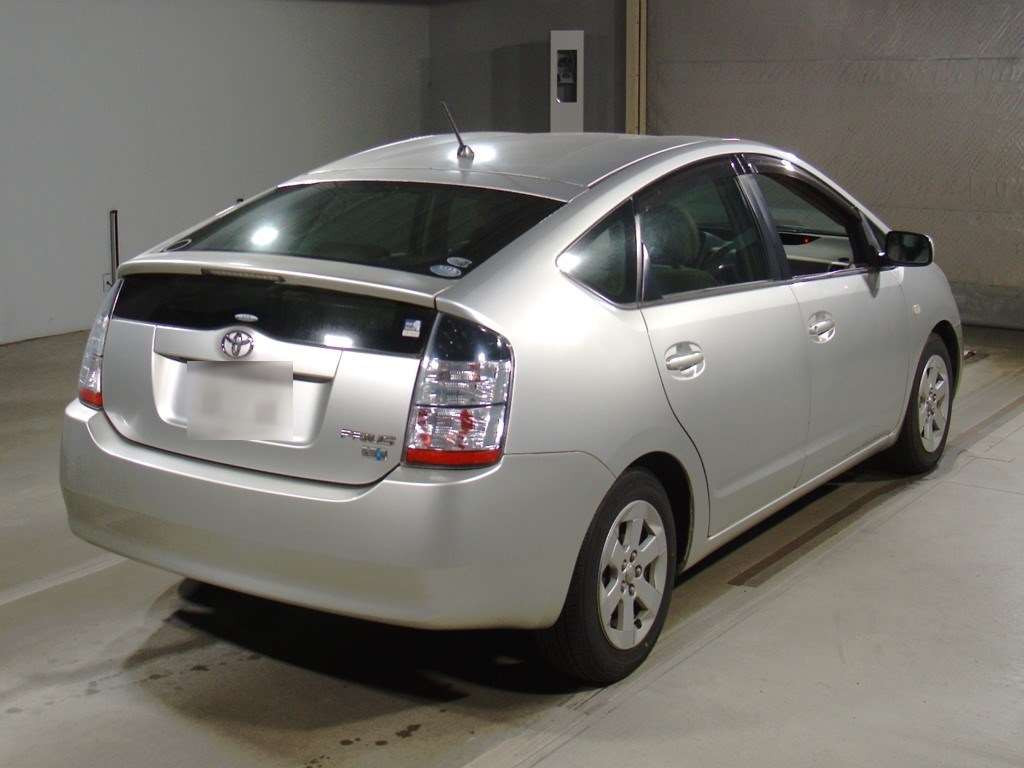 2005 Toyota Prius NHW20[1]