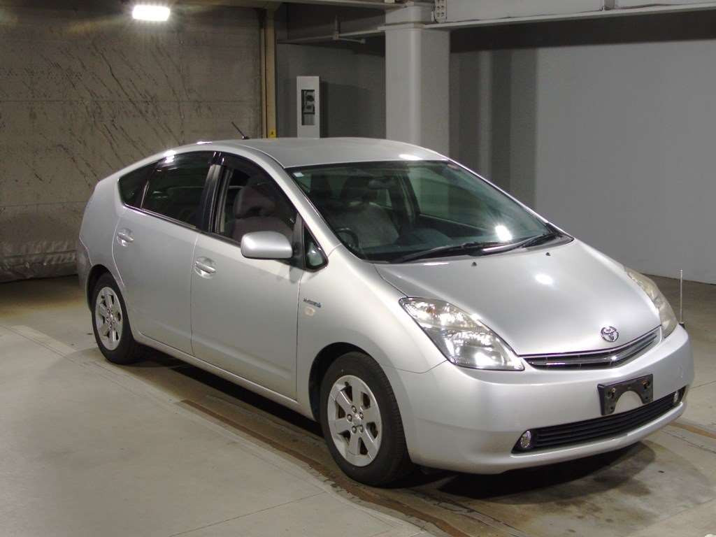 2008 Toyota Prius NHW20[2]