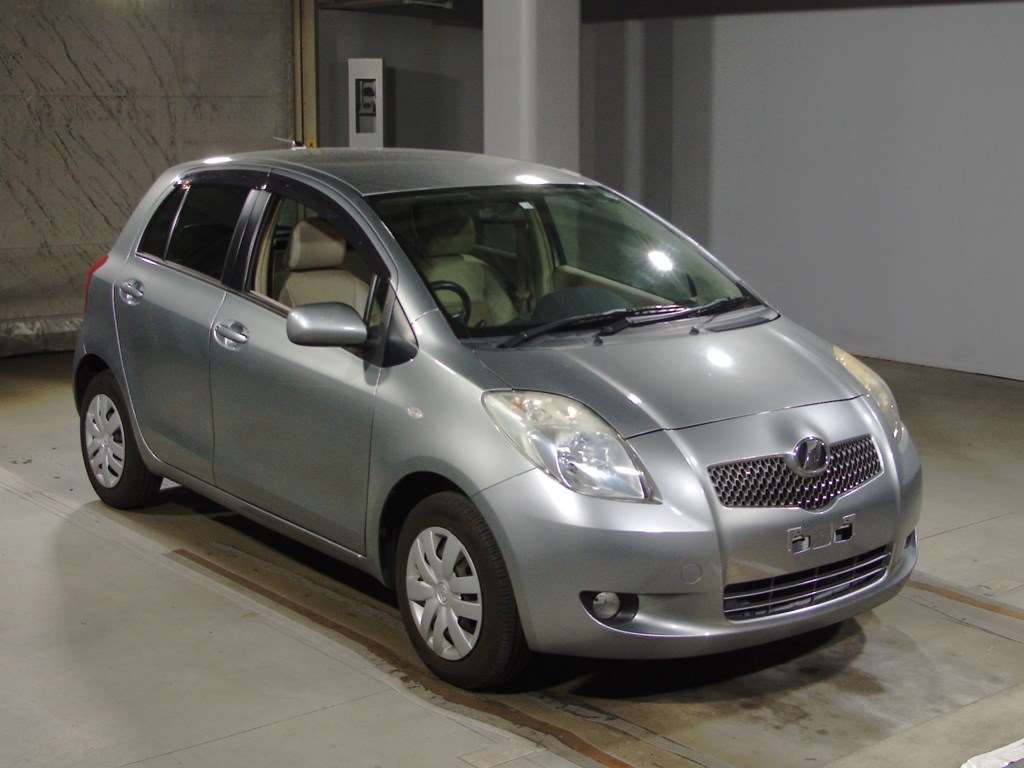 2006 Toyota Vitz KSP90[2]