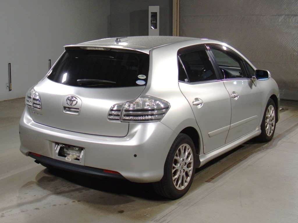 2008 Toyota Blade AZE156H[1]