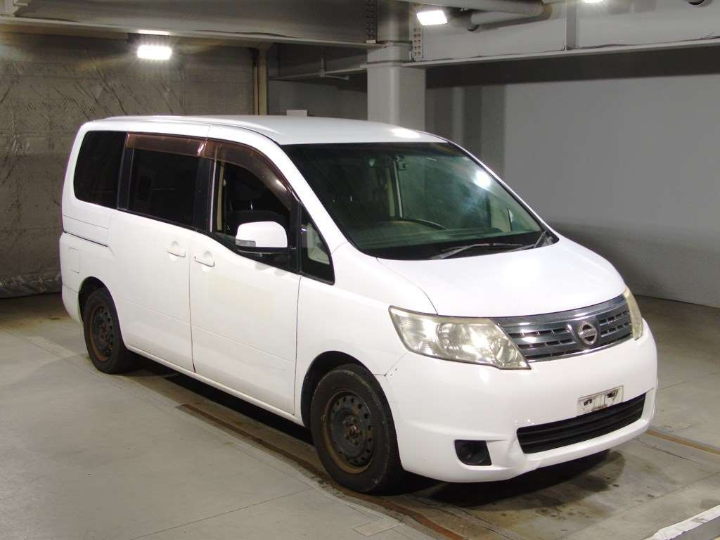 2010 Nissan Serena C25[2]