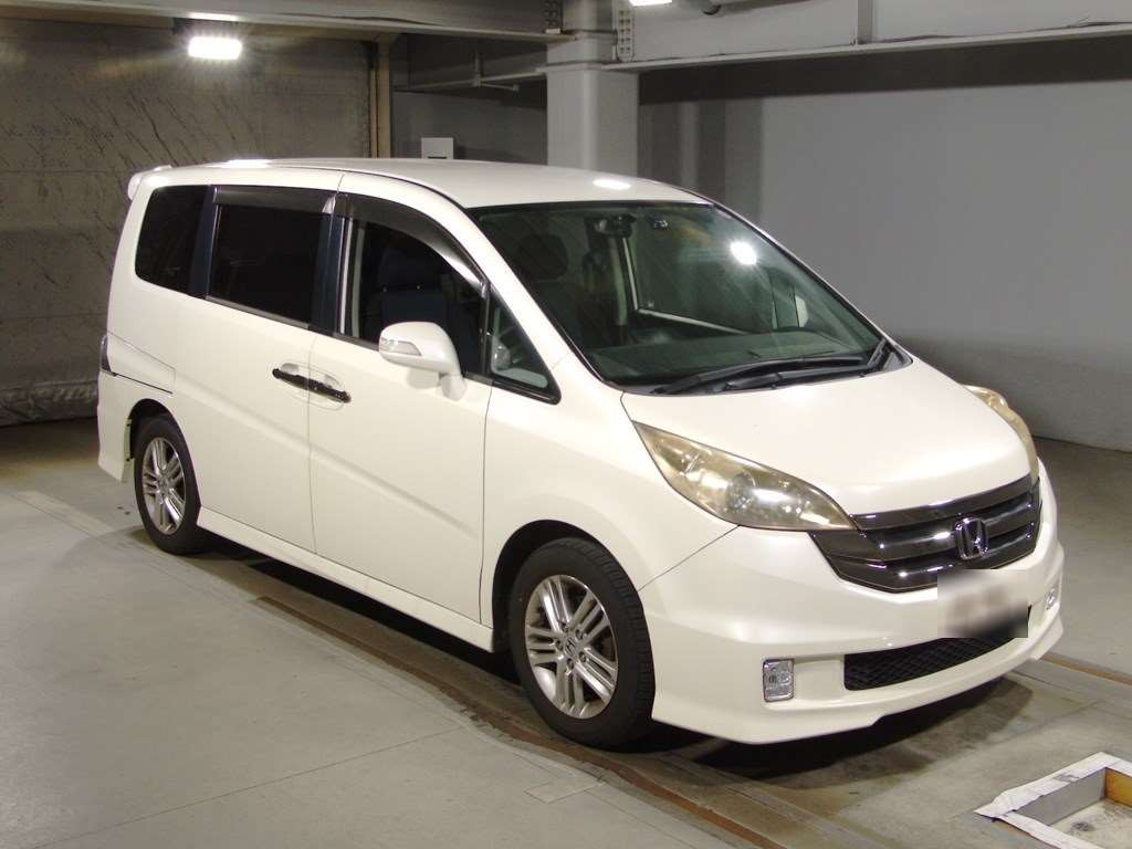 2008 Honda Step WGN RG1[2]