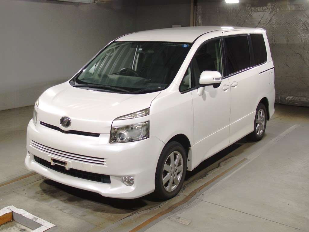 2007 Toyota Voxy ZRR70W[0]