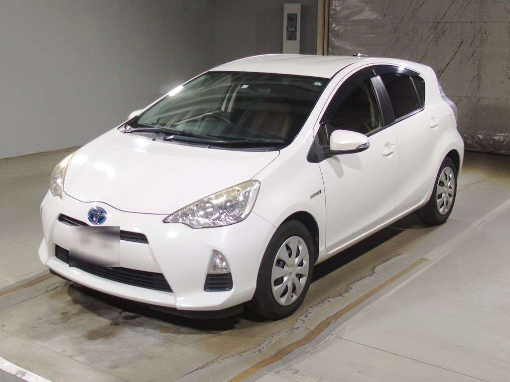 2014 Toyota Aqua NHP10[0]