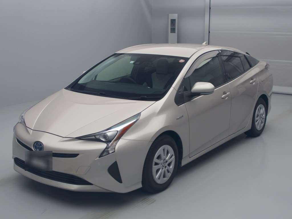 2016 Toyota Prius ZVW50[0]