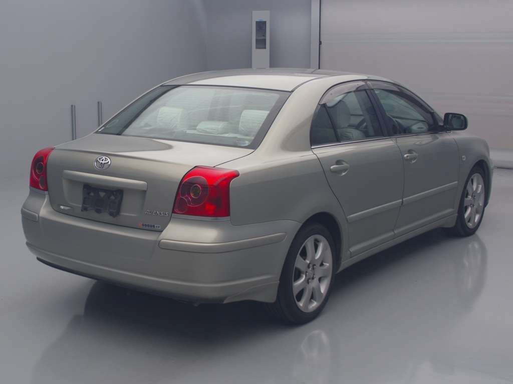 2003 Toyota Avensis AZT250[1]