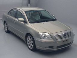 2003 Toyota Avensis