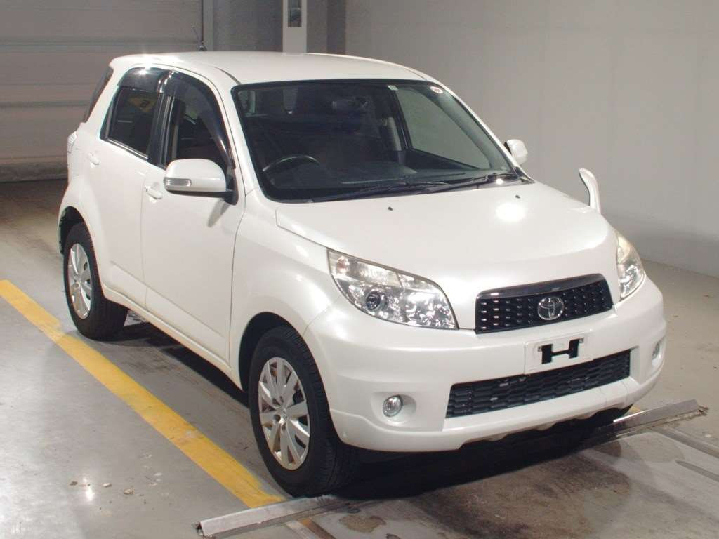 2011 Toyota Rush J200E[2]