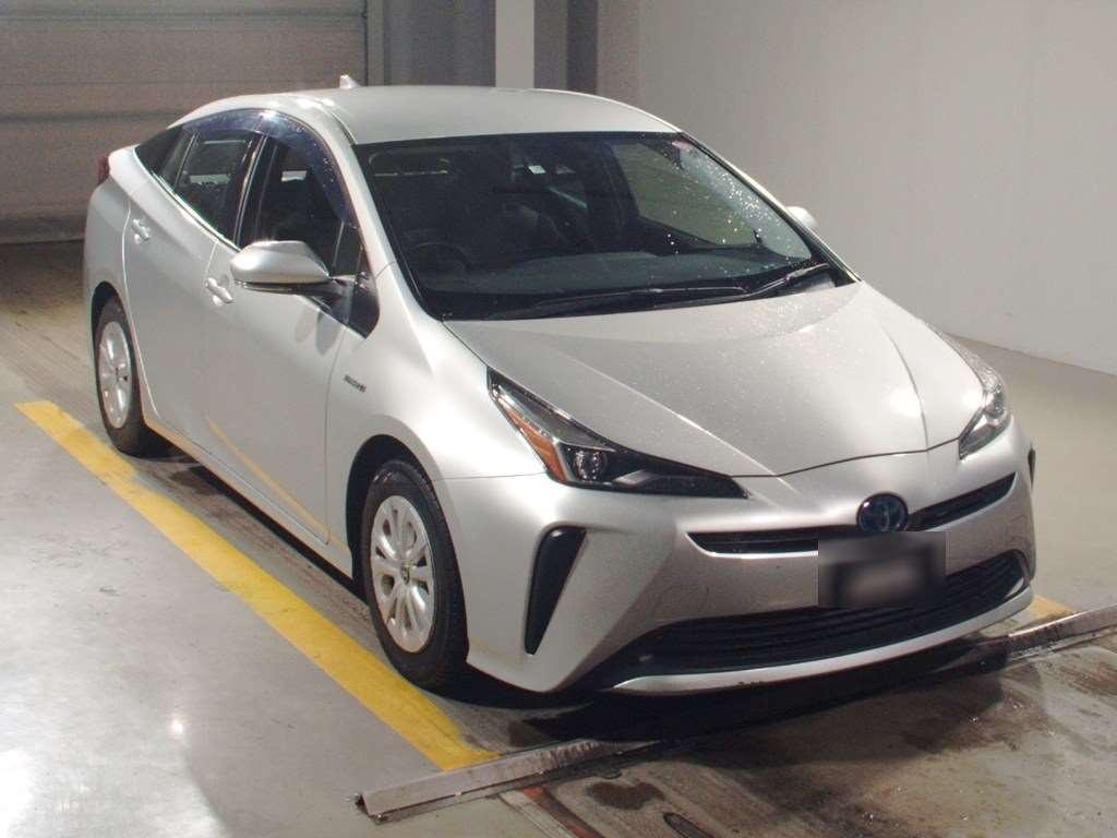 2019 Toyota Prius ZVW51[2]