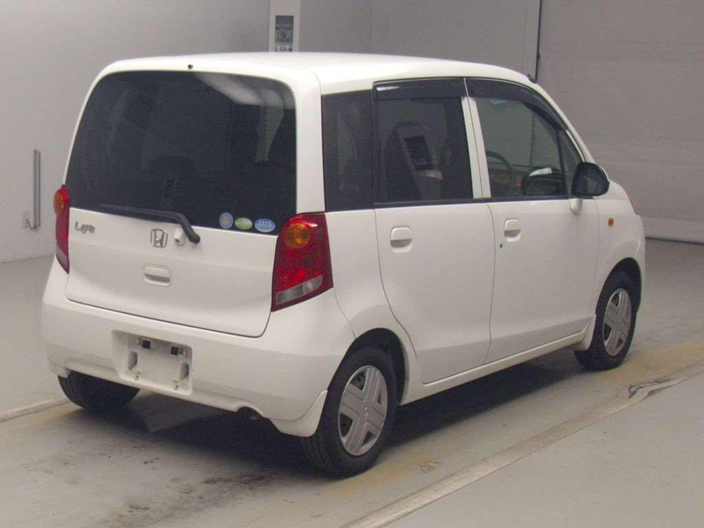 2010 Honda Life JC1[1]