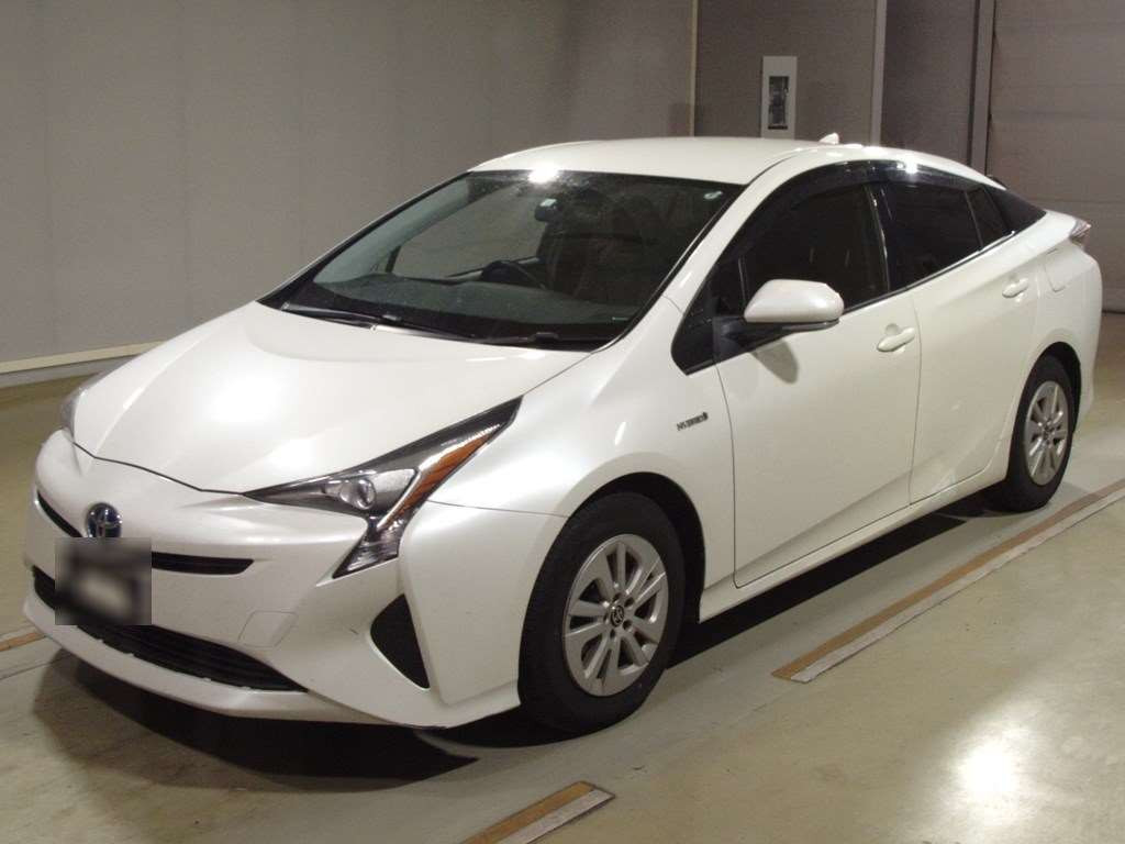 2016 Toyota Prius ZVW50[0]