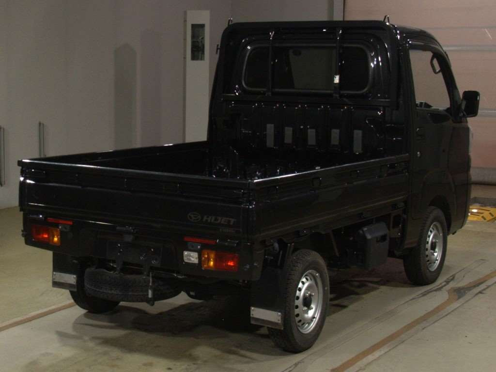 2021 Daihatsu Hijet Truck S500P[1]