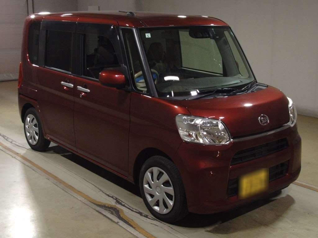 2017 Daihatsu Tanto LA600S[2]