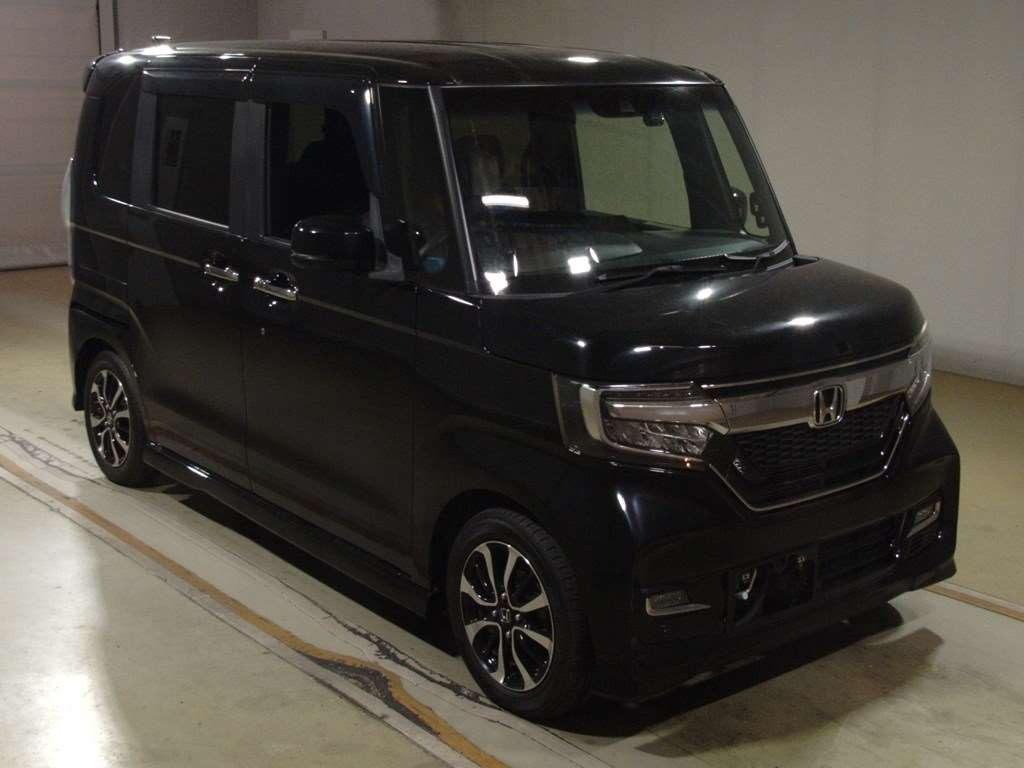 2019 Honda N-BOX CUSTOM JF3[2]