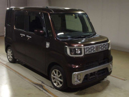 2015 Daihatsu Wake